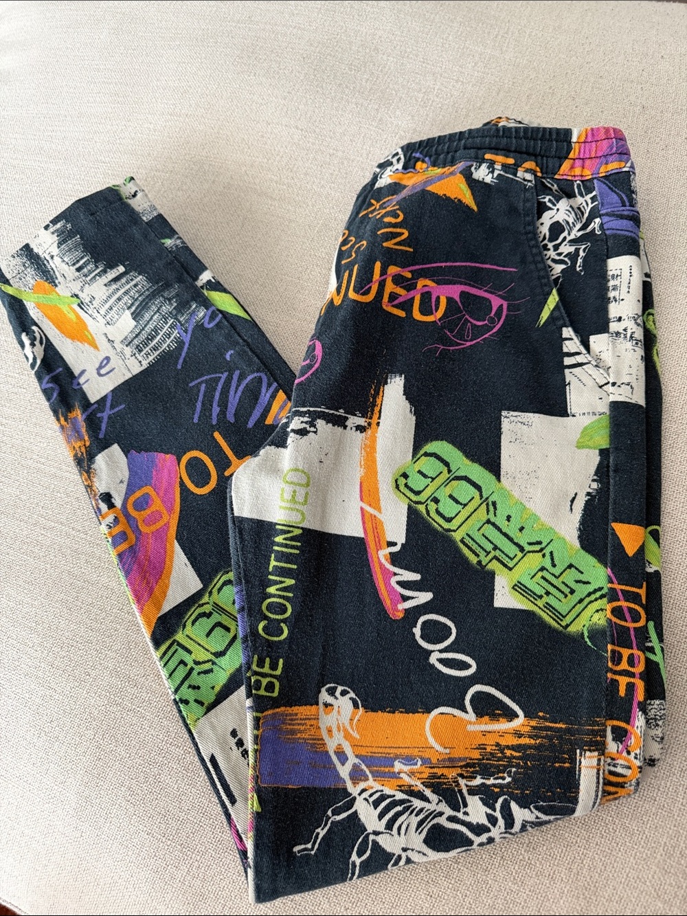 Women’s Black Graphic Design Jeans size M Urban Outfitters